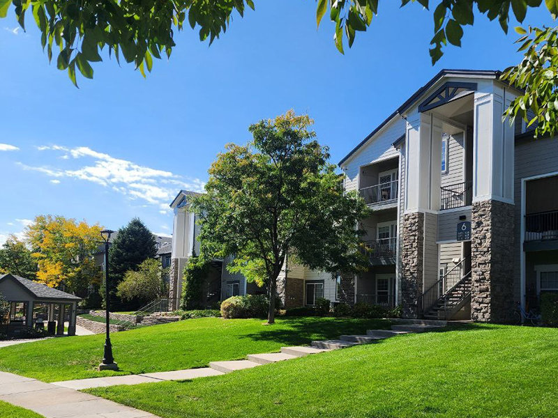 Beautiful Landscaping Courtyard | Elevate at Red Rocks